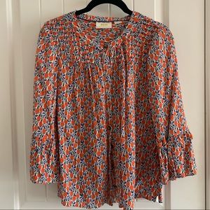 Printed Bell-sleeved button-down blouse